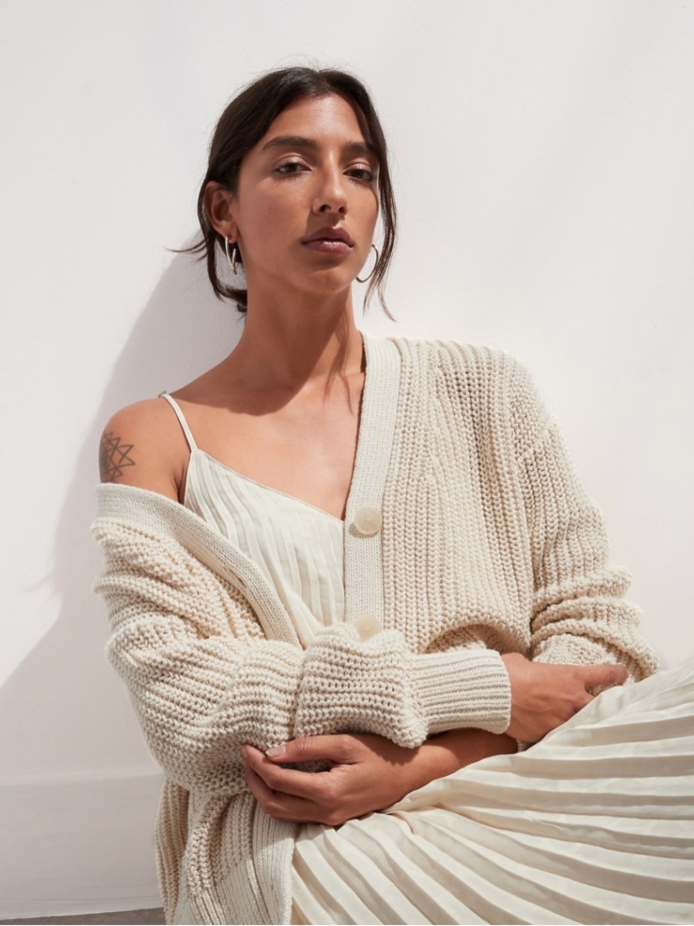 Banana Republic Cream Chunky Button-Up Cardigan